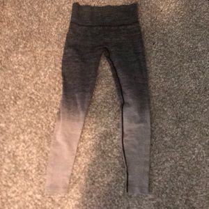 Ombré grey leggings